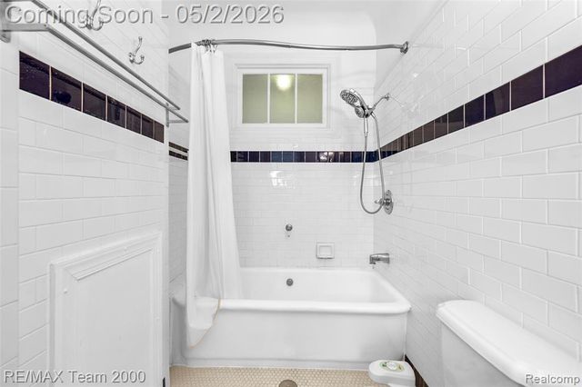 2900 E Jefferson Avenue 61-C8, Detroit, MI 48207