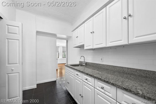 2900 E Jefferson Avenue 61-C8, Detroit, MI 48207