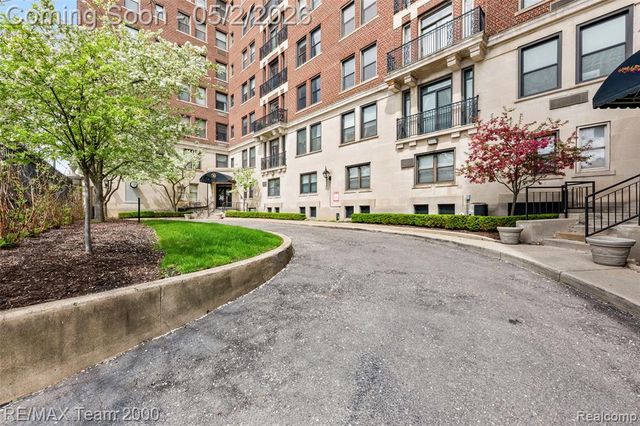 2900 E Jefferson Avenue 61-C8, Detroit, MI 48207