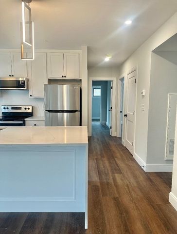 35 Hunnewell 2, Boston, MA 02135