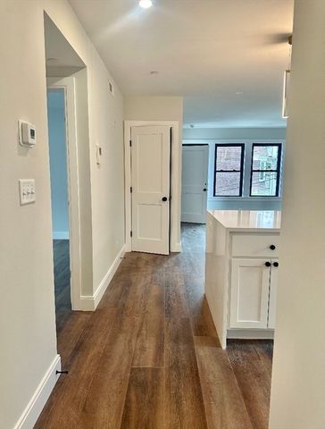 35 Hunnewell 2, Boston, MA 02135