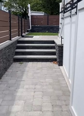 35 Hunnewell 2, Boston, MA 02135