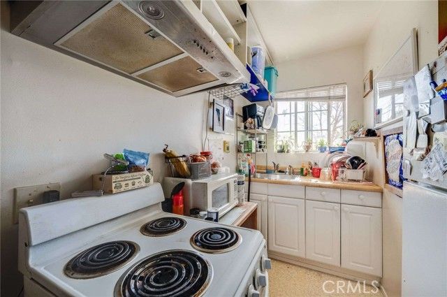 3215 Sherwood Avenue, Alhambra, CA 91801