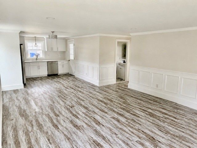 49 Metropolitan Park Drive, East Providence, RI 02915