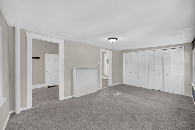 3413 2nd Avenue, Des Moines, IA 50313