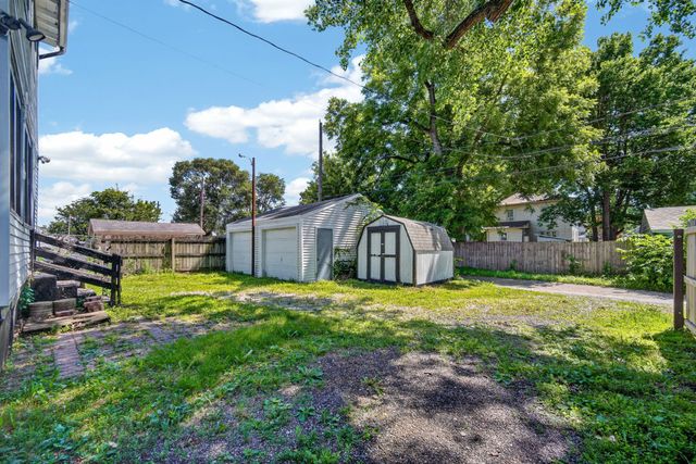 3413 2nd Avenue, Des Moines, IA 50313