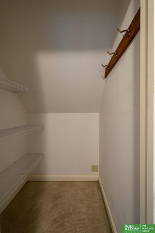 5411 Pacific Street, Omaha, NE 68106