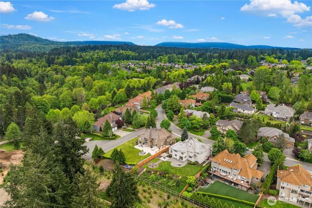 2446 279th Drive SE, Sammamish, WA 98075