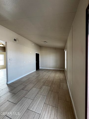 15072 Mandeville Avenue, Horizon City, TX 79928