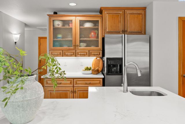 2705 NW Sullivan Drive, Gig Harbor, WA 98335
