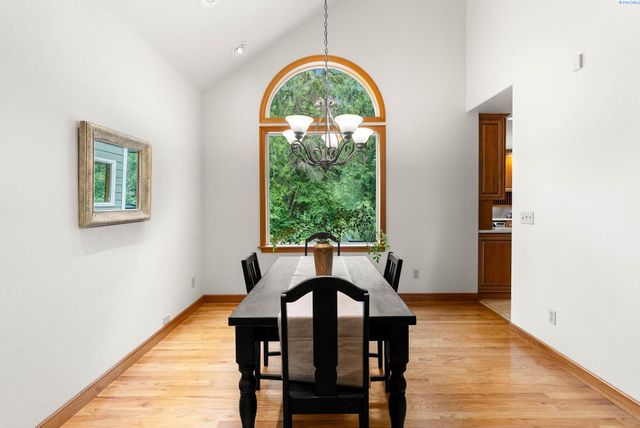 2705 NW Sullivan Drive, Gig Harbor, WA 98335