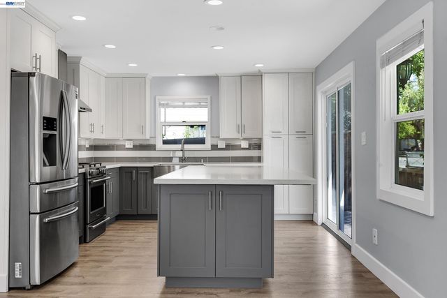 4067 Vineyard Ave, Pleasanton, CA 94566
