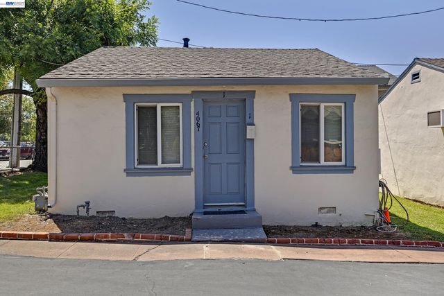 4067 Vineyard Ave, Pleasanton, CA 94566