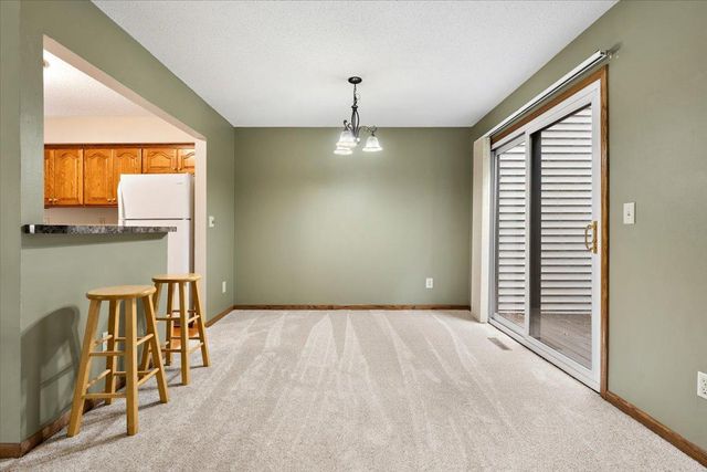 566 Donegal Circle, Shoreview, MN 55126