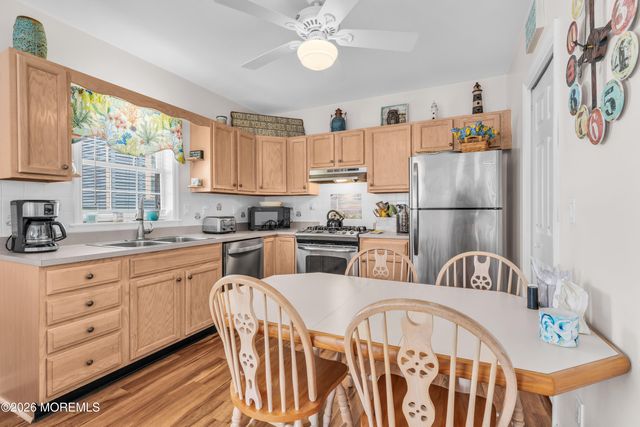 107 W Beach Way, Lavallette, NJ 08735