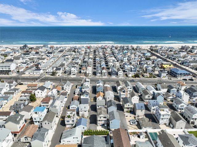 107 W Beach Way, Lavallette, NJ 08735
