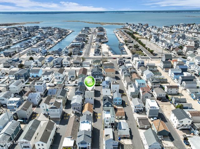 107 W Beach Way, Lavallette, NJ 08735