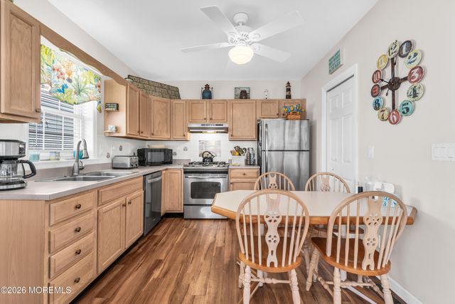 107 W Beach Way, Lavallette, NJ 08735