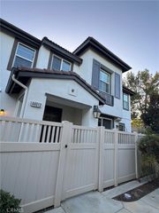 44012 rivo Court, Temecula, CA 92592