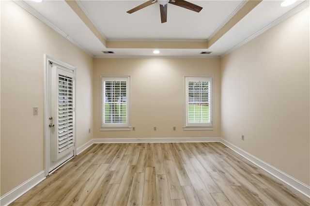 100 Clay Court, Tyrone, GA 30290