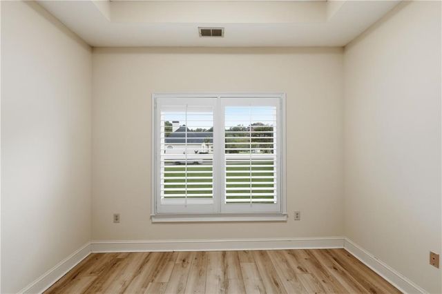 100 Clay Court, Tyrone, GA 30290