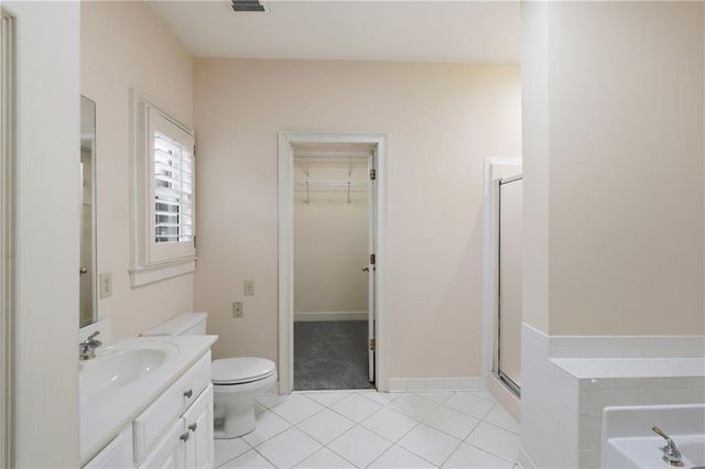 100 Clay Court, Tyrone, GA 30290