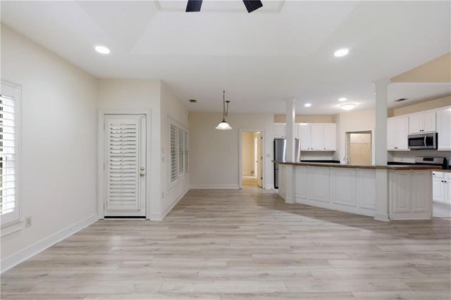 100 Clay Court, Tyrone, GA 30290