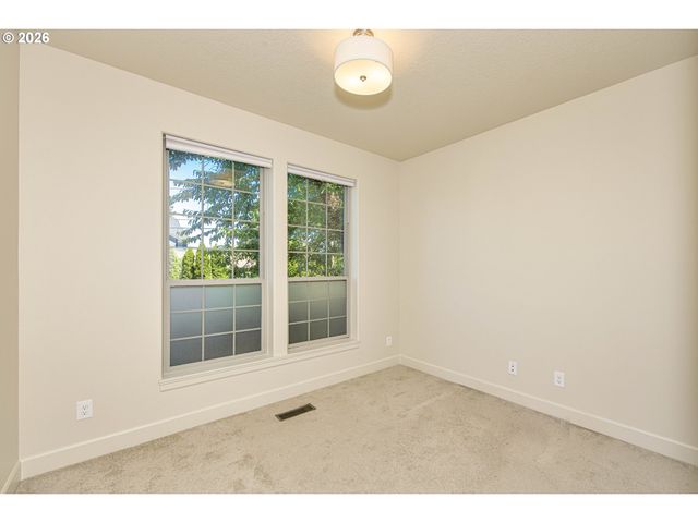 5406 Sw TAYLORS FERRY Rd, Portland, OR 97219