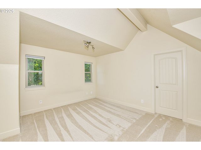 5406 Sw TAYLORS FERRY Rd, Portland, OR 97219