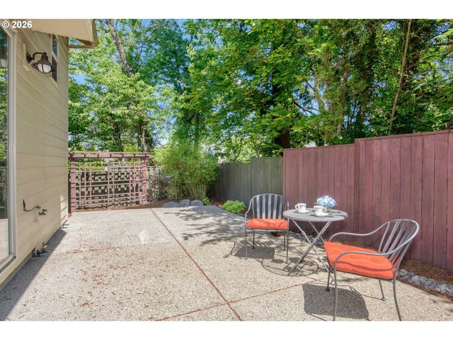 5406 Sw TAYLORS FERRY Rd, Portland, OR 97219