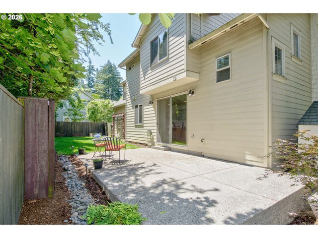 5406 Sw TAYLORS FERRY Rd, Portland, OR 97219