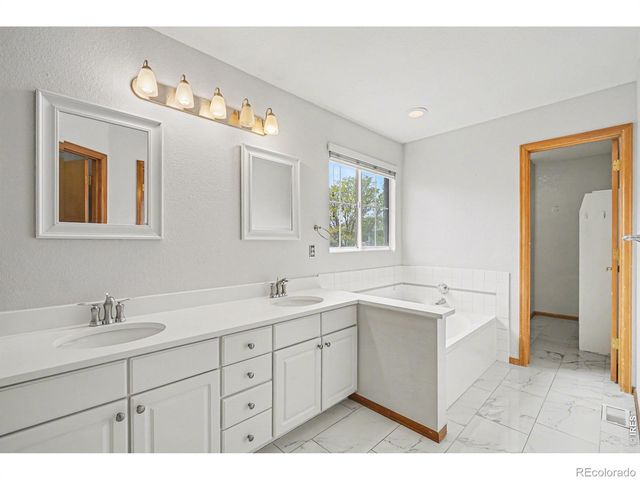 388 W Cherrywood Drive, Lafayette, CO 80026