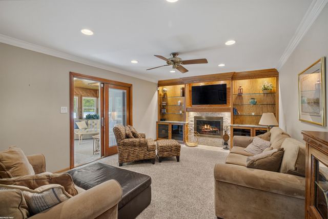23548 Kim Drive, Clinton Township, MI 48035