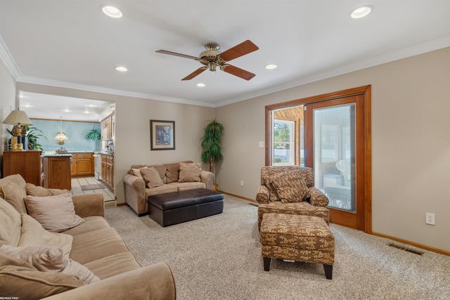 23548 Kim Drive, Clinton Township, MI 48035