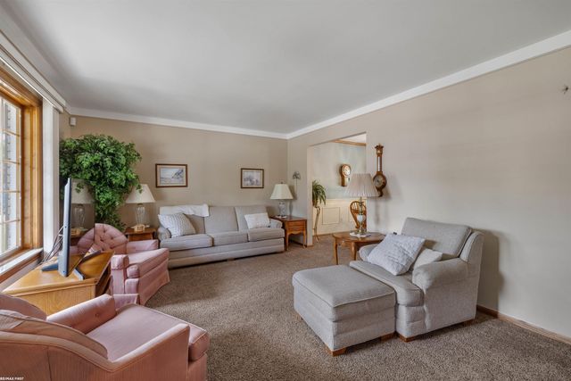 23548 Kim Drive, Clinton Township, MI 48035