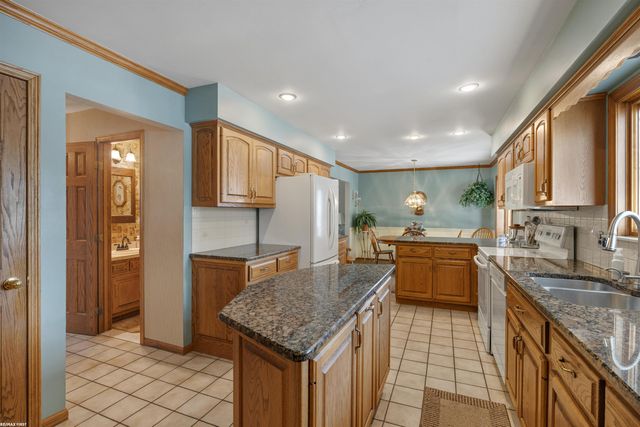 23548 Kim Drive, Clinton Township, MI 48035