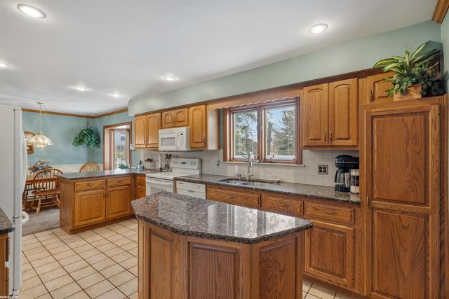 23548 Kim Drive, Clinton Township, MI 48035