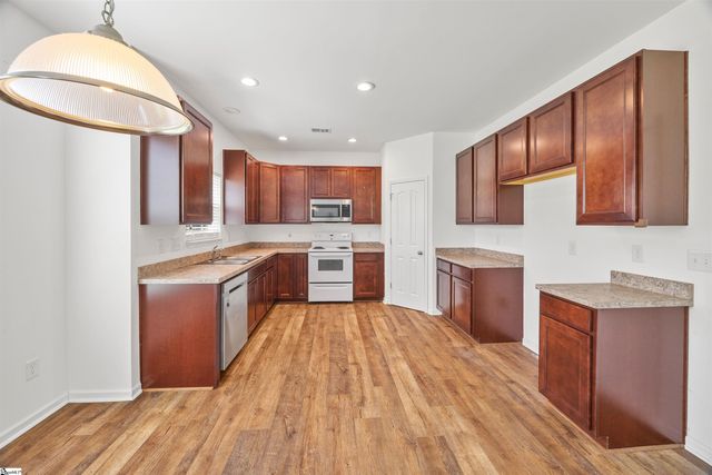 383 Riverdale Road, Simpsonville, SC 29680