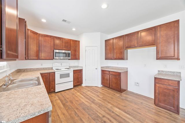 383 Riverdale Road, Simpsonville, SC 29680