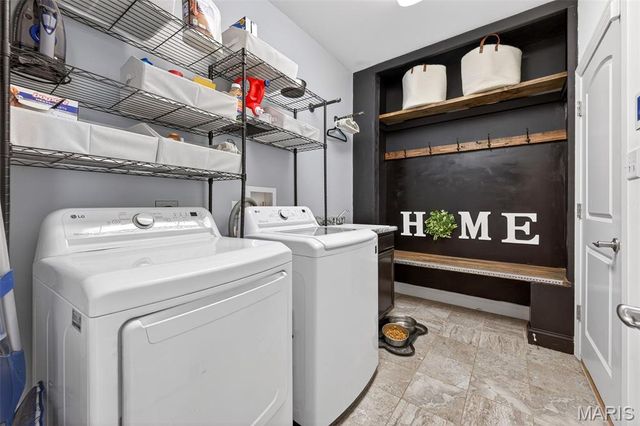 968 Ridgepointe Place Circle, Lake St Louis, MO 63367