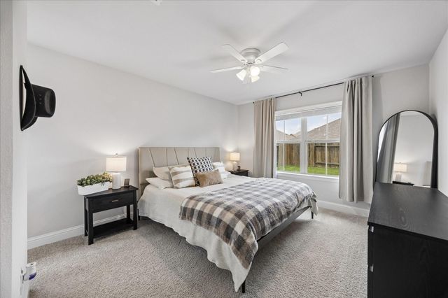 10227 Whitney Reach Drive, Rosharon, TX 77583