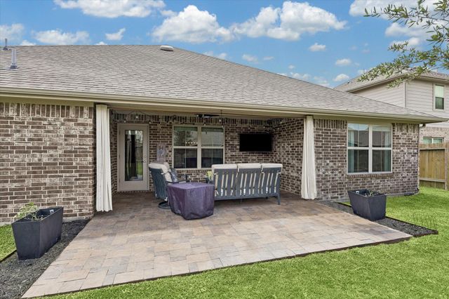 10227 Whitney Reach Drive, Rosharon, TX 77583