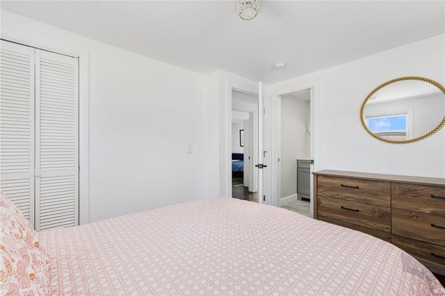 340 Old Mill Lane, Portsmouth, RI 02871