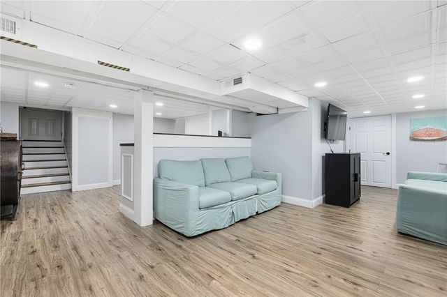 340 Old Mill Lane, Portsmouth, RI 02871