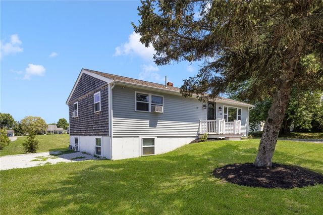 340 Old Mill Lane, Portsmouth, RI 02871