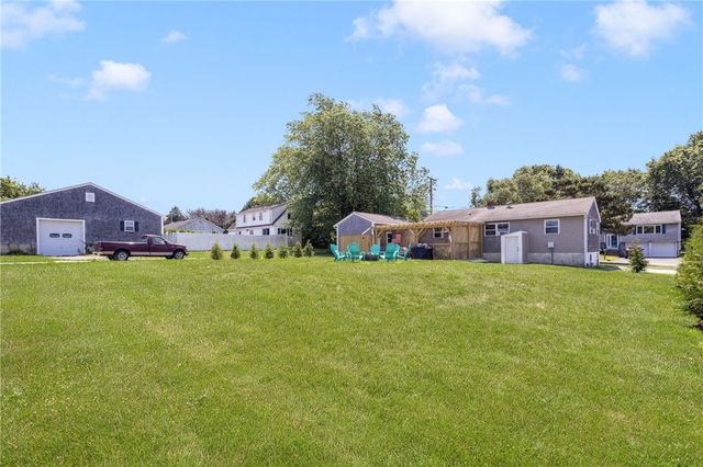 340 Old Mill Lane, Portsmouth, RI 02871
