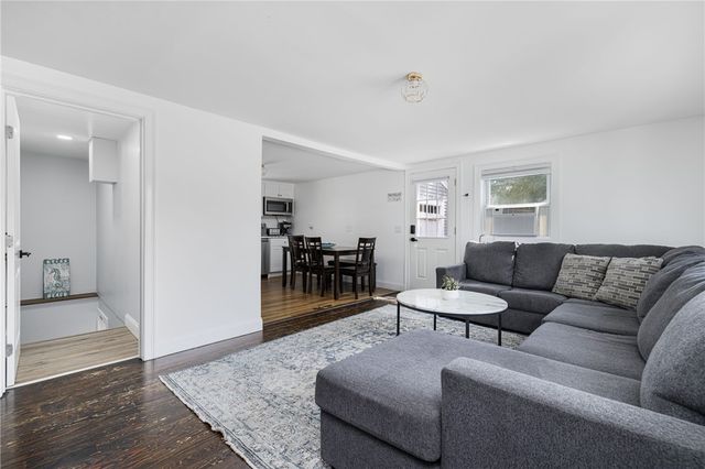 340 Old Mill Lane, Portsmouth, RI 02871