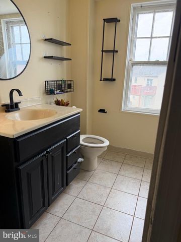 1031 S DUKE ST, Lancaster, PA 17602