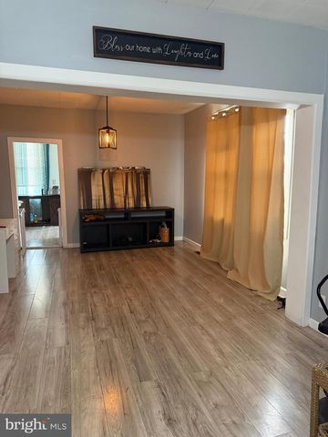1031 S DUKE ST, Lancaster, PA 17602