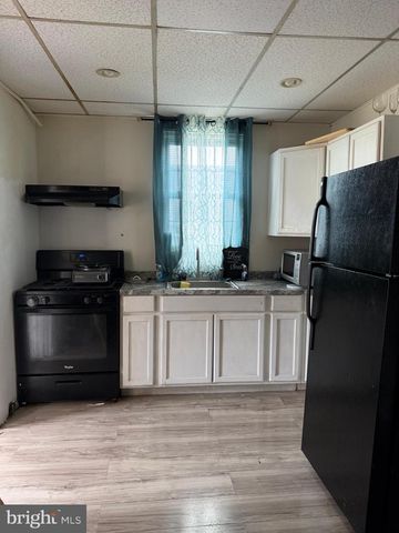 1031 S DUKE ST, Lancaster, PA 17602